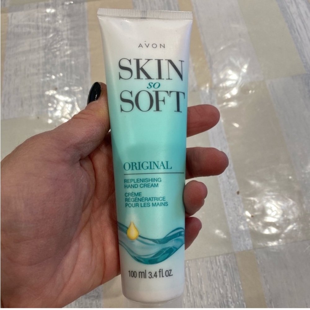 Skin so soft original hand cream.
